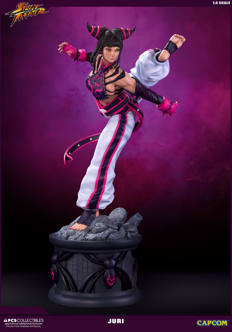 Illustration for article titled Street Fighter Juri Statue Looks Very Uncomfortable